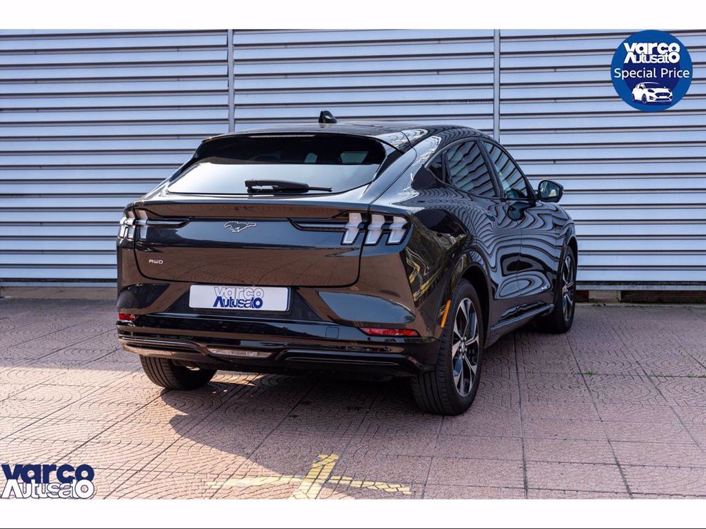 FORD Mustang mach-e extended range awd 351cv auto