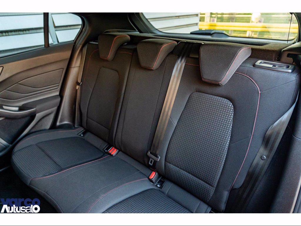 FORD Focus 1.0t ecoboost h st-line 125cv