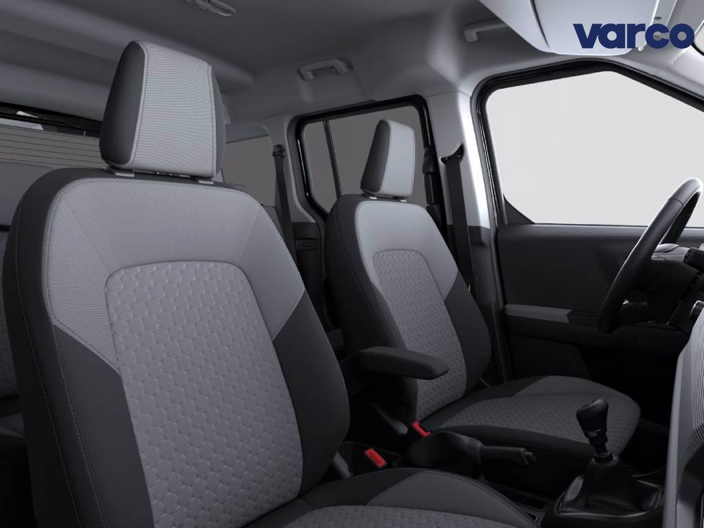 FORD Nuovo Tourneo Titanium 1.0 EcoBoost 125 CV 93 kW Trasmissione manuale a 6 rapporti 2WD