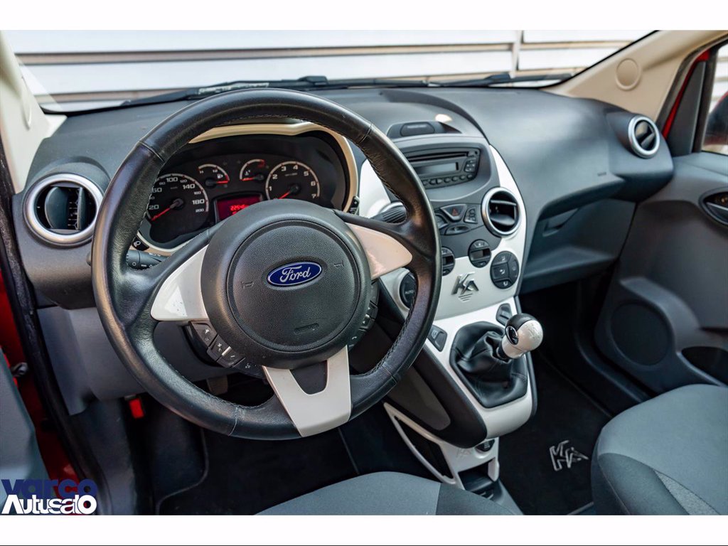 FORD Ka 1.2 titanium 69cv e6