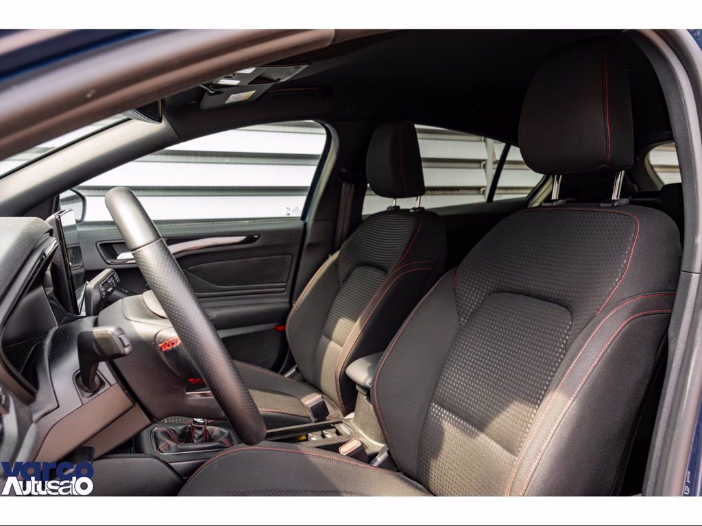 FORD Focus 1.0t ecoboost h st-line 125cv